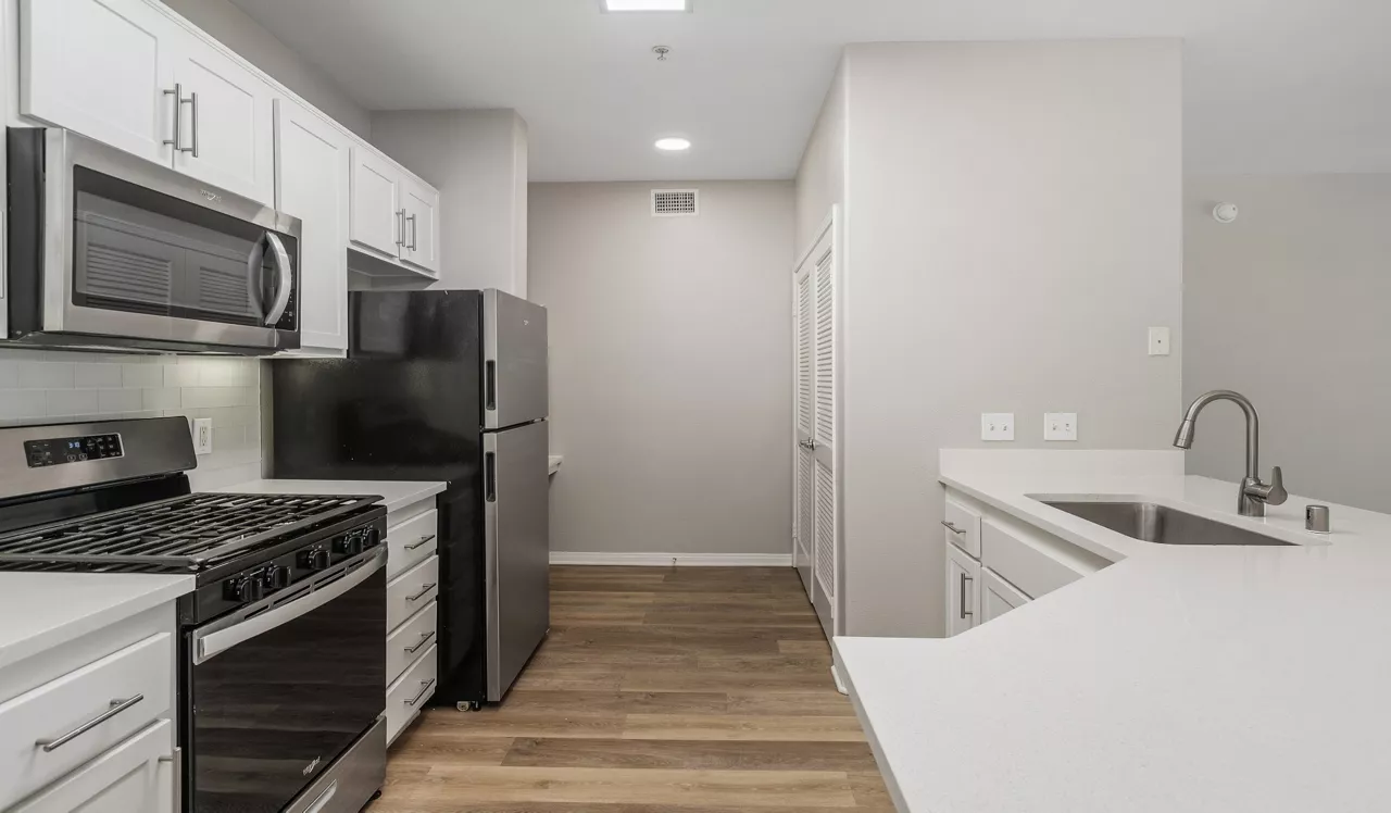 Lassalle Place – Moreno Valley, CA - Kitchen