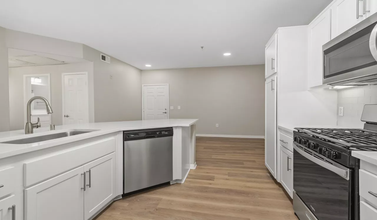 Lassalle Place – Moreno Valley, CA - Kitchen