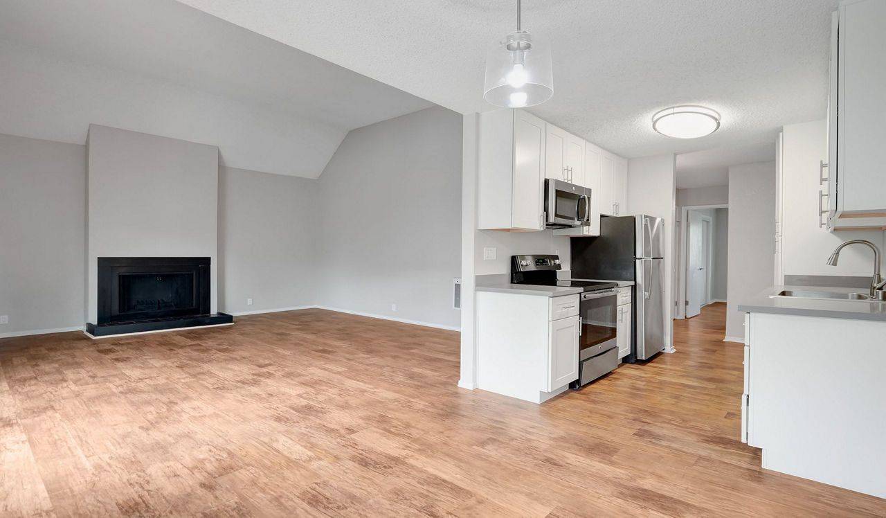 Laurel Crossing  - San Mateo, CA - Living Room