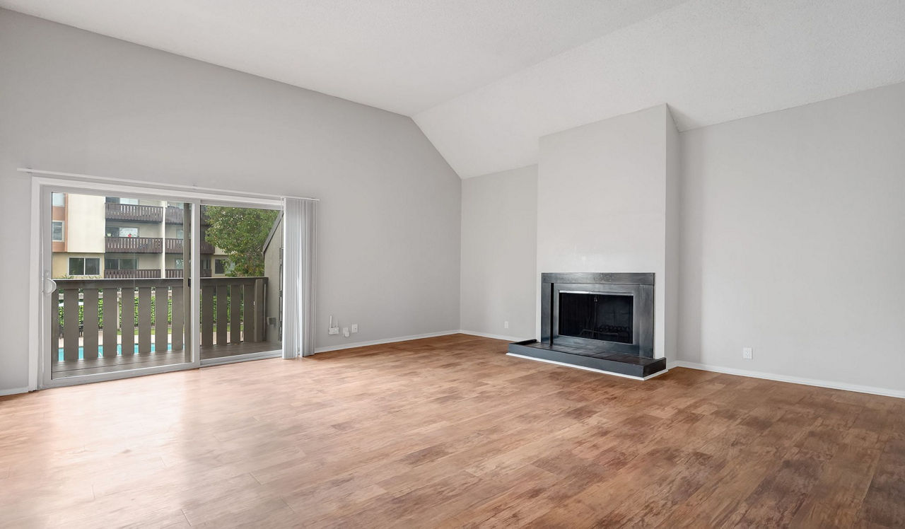 Laurel Crossing  - San Mateo, CA - Living Room