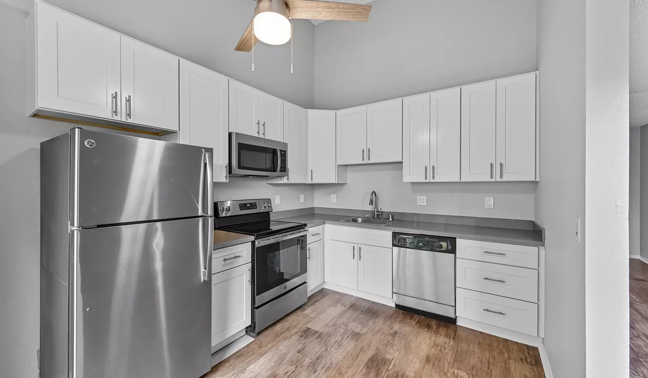 Laurel Crossing - San Mateo, CA - Kitchen