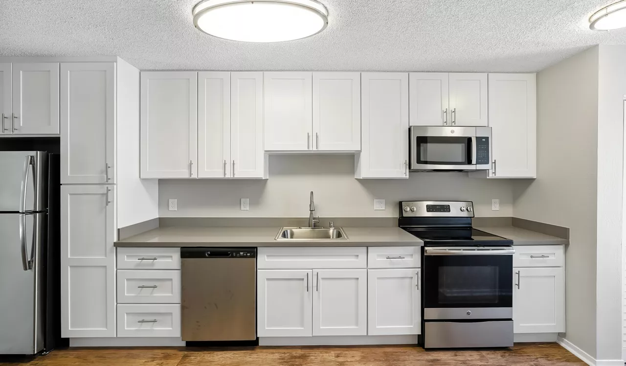 Laurel Crossing - San Mateo, CA - Kitchen