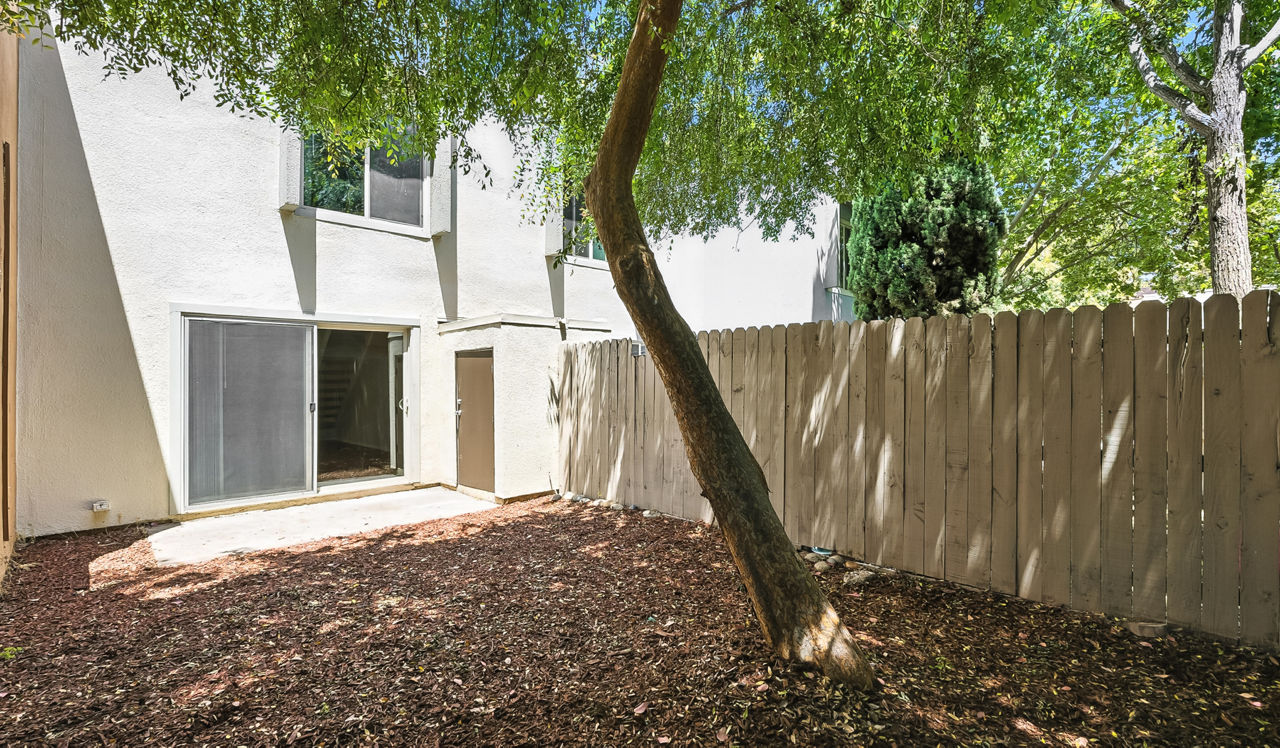 Laurel Crossing - San Mateo, CA - Patio