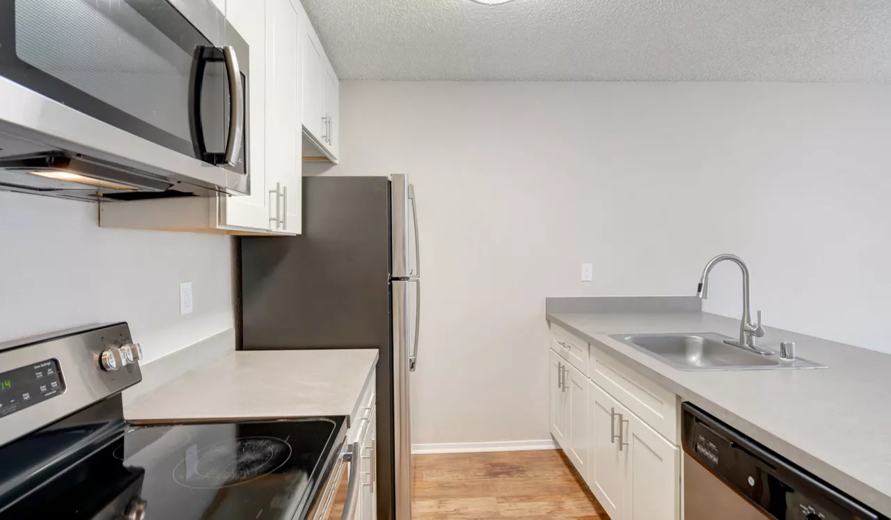 Laurel Crossing - San Mateo, CA - Kitchen