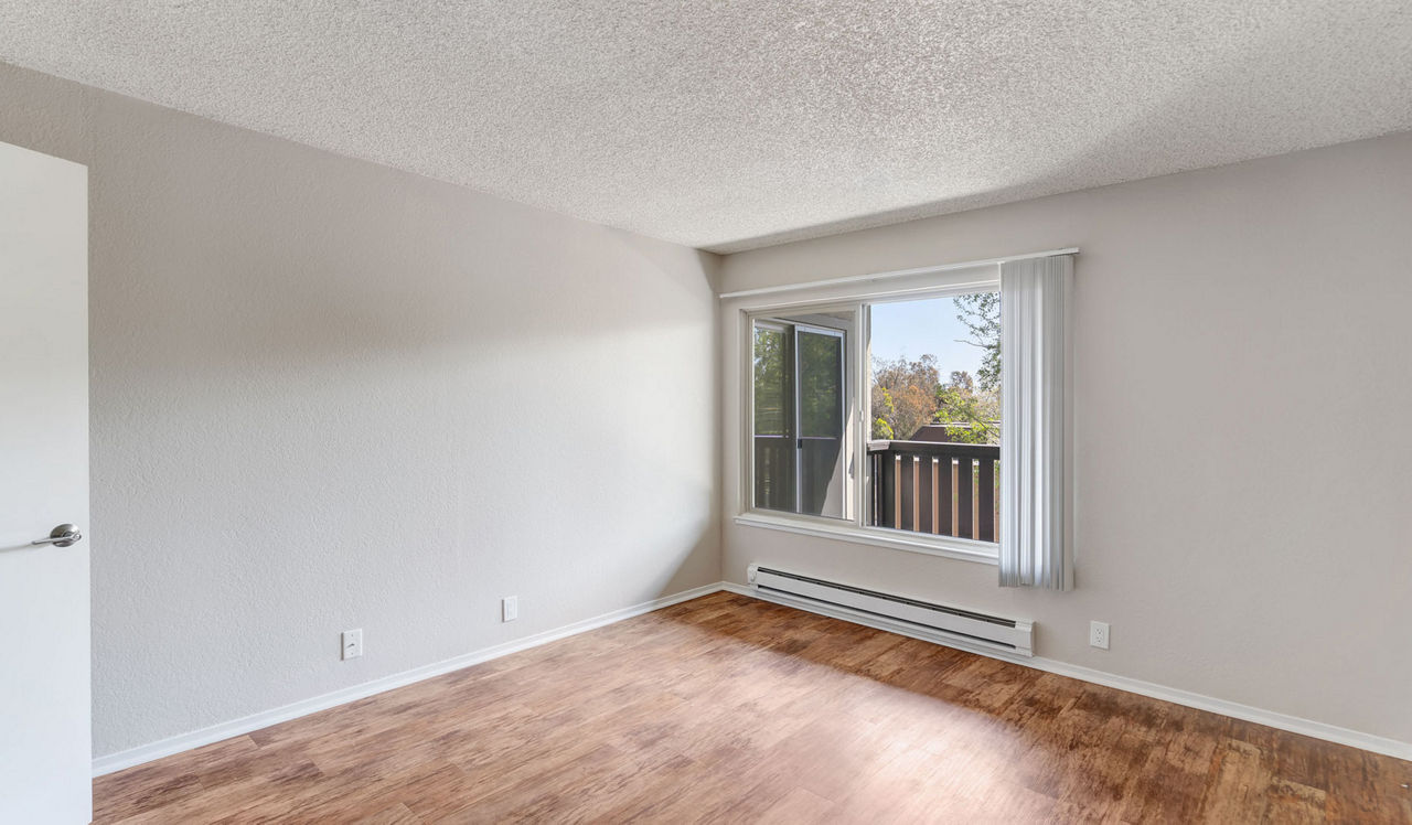 Laurel Crossing  - San Mateo, CA - Bedroom