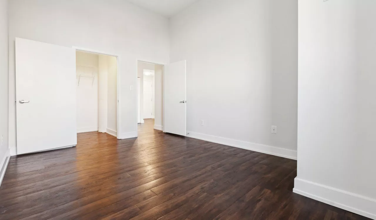 Left Bank - Philly PA - bedroom