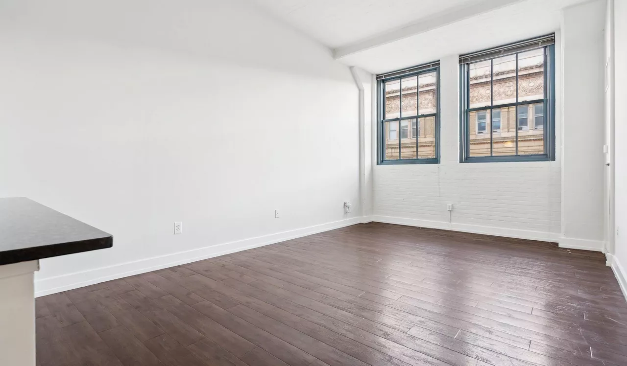 Left Bank - Philly PA - living room