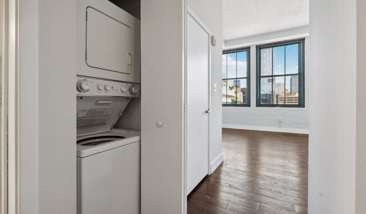 Left Bank - Philly PA - Laundry