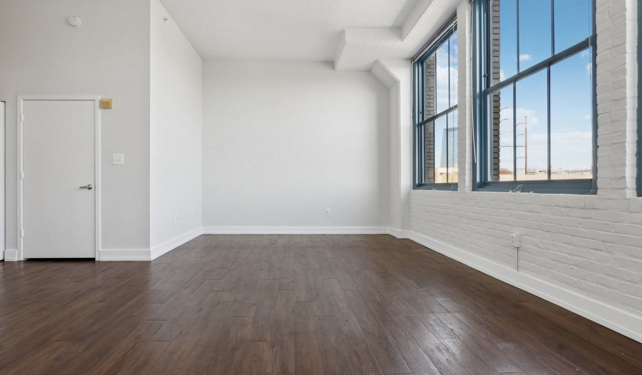 Left Bank - Philly PA - living room