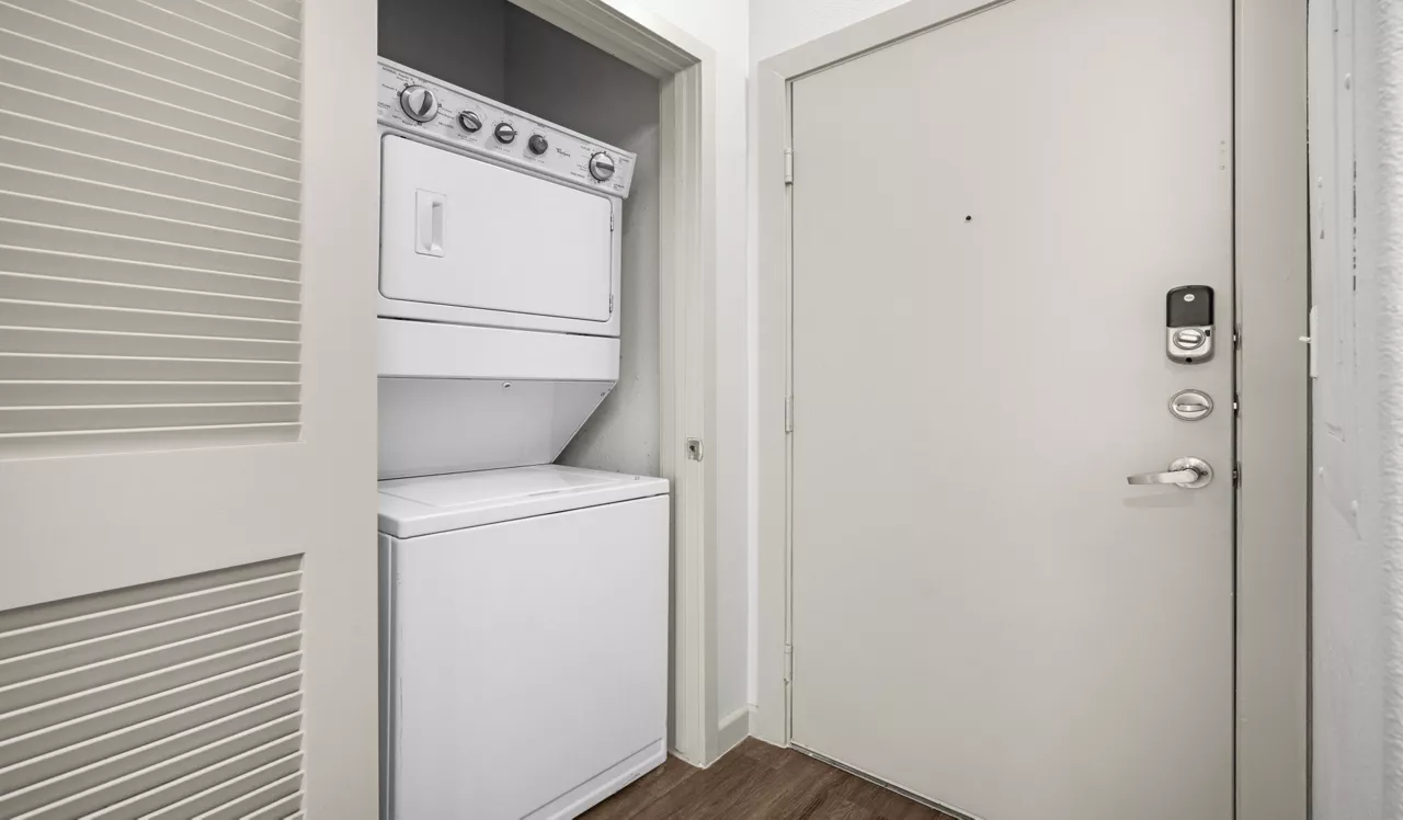 Lofts at 7100 - Las Vegas, NV - Laundry