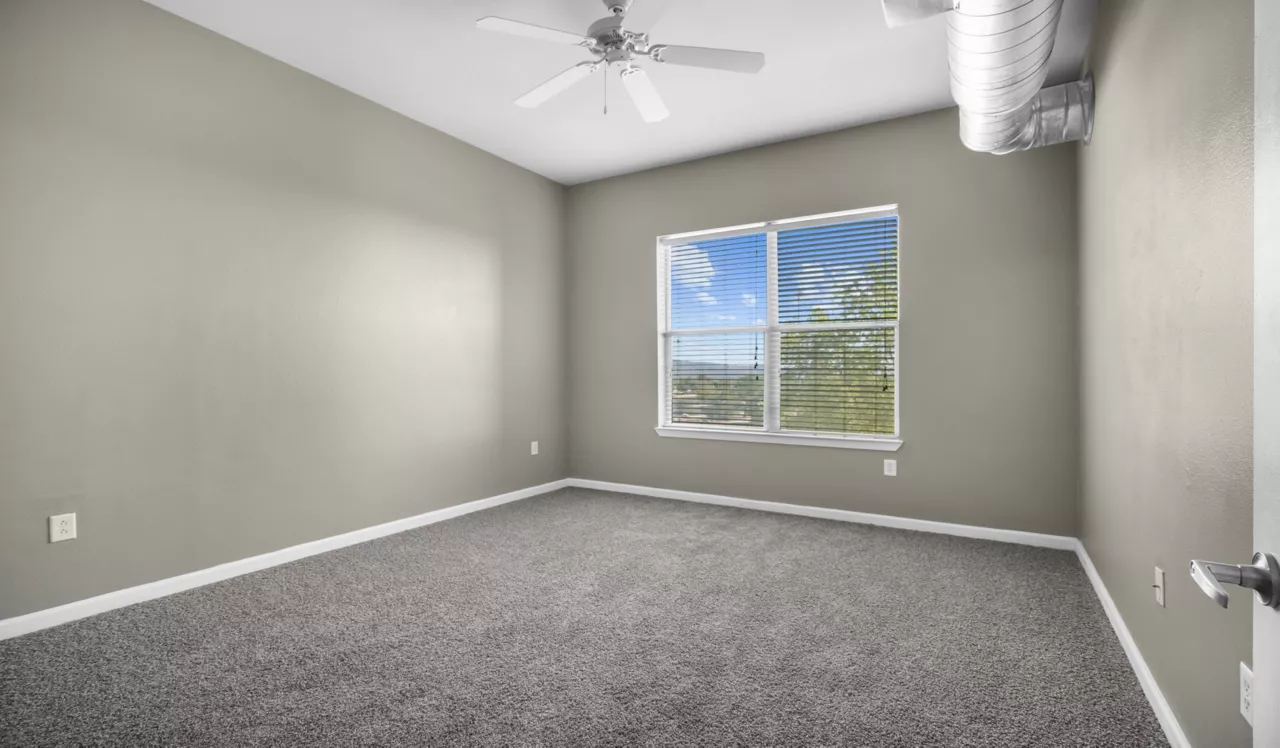 Lofts at 7100 - Las Vegas, NV - Bedroom