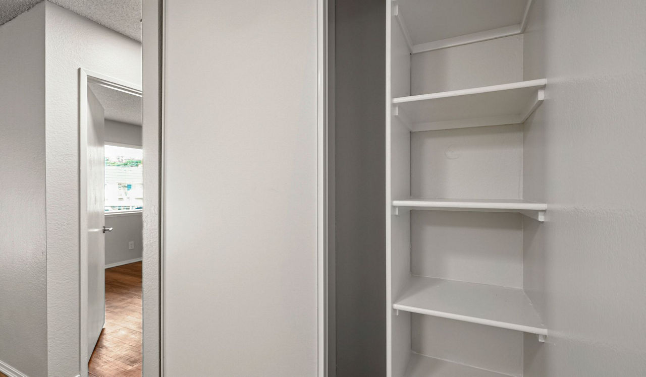 Mariners Cove Apartments - San Diego, CA - closet