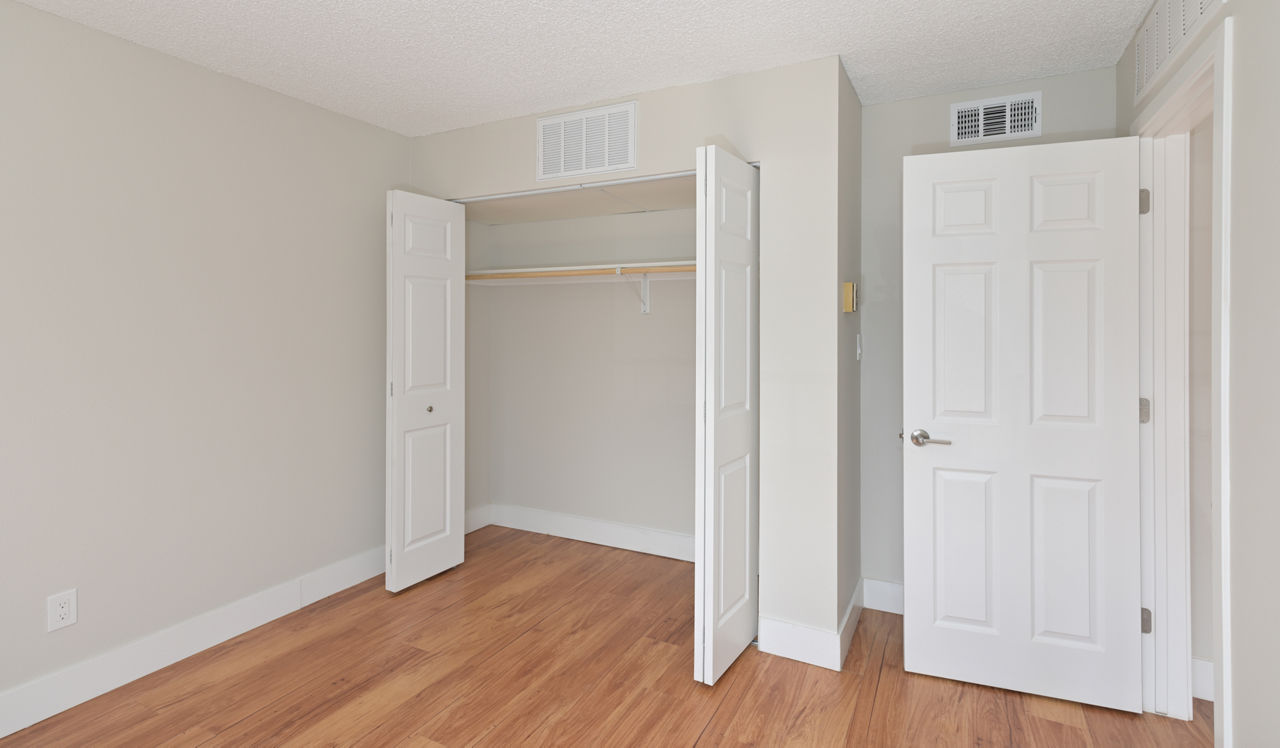 Meadow Creek - Boulder, CO - Bedroom
