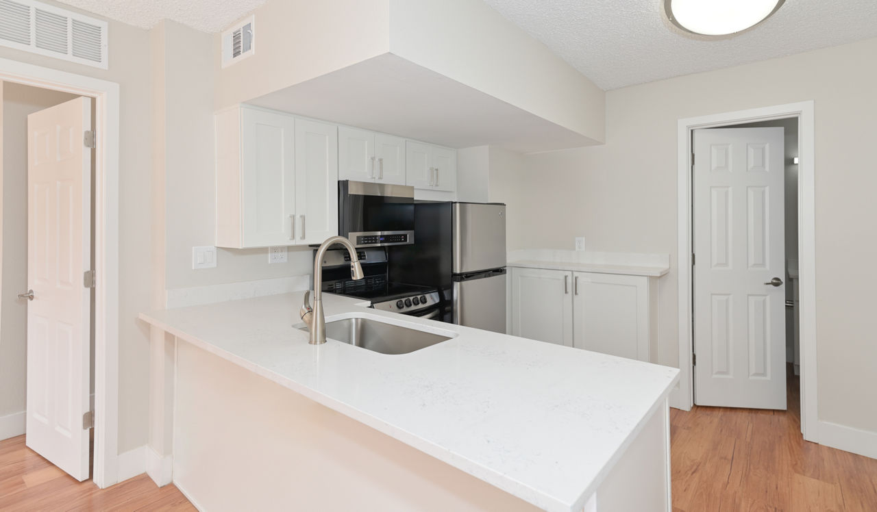 Meadow Creek - Boulder, CO - Kitchen