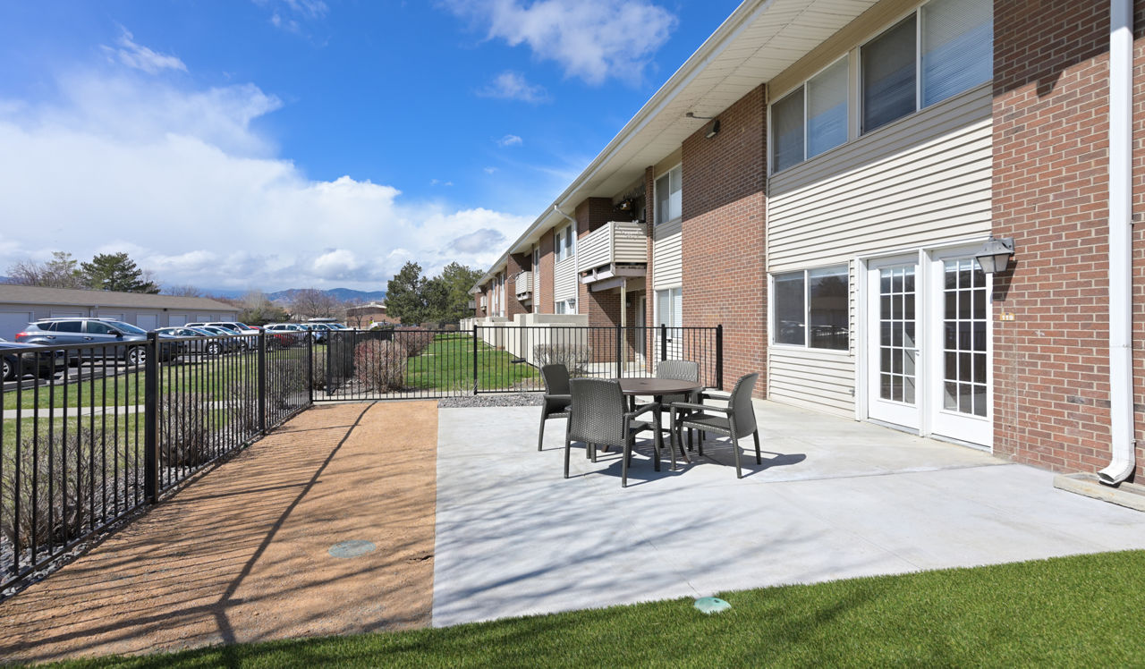 Meadow Creek - Boulder, CO - Patio