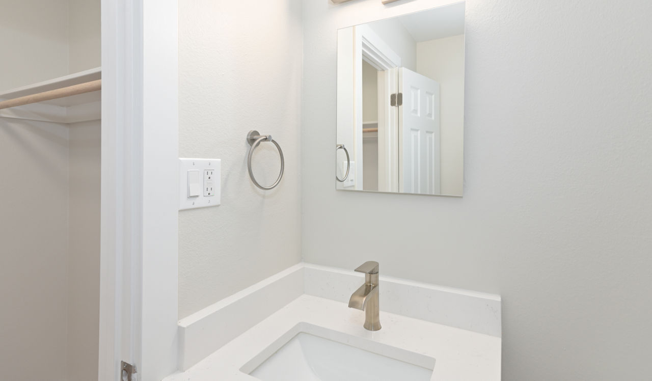 Meadow Creek - Boulder, CO - Bathroom