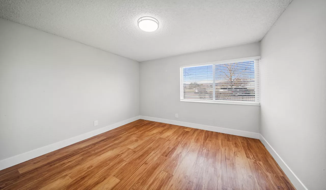 Meadow Creek - Boulder, CO - Bedroom