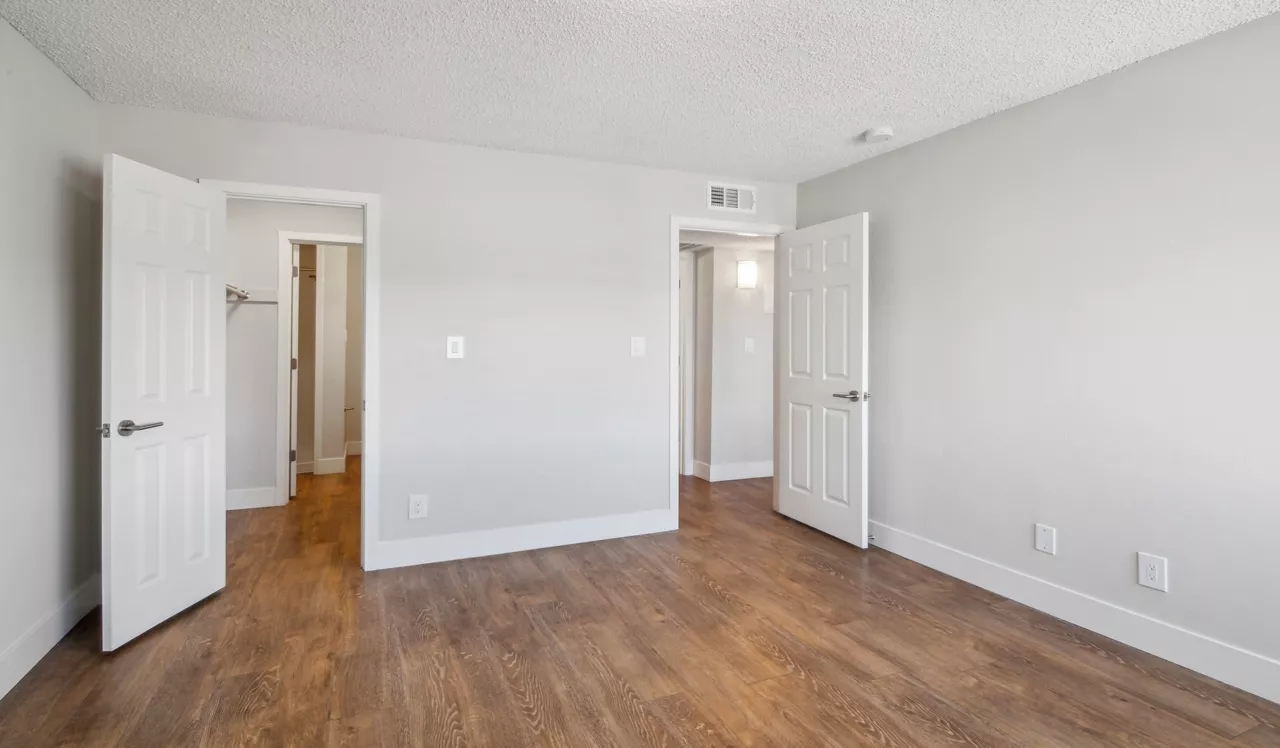 Meadow Creek - Boulder, CO - Bedroom