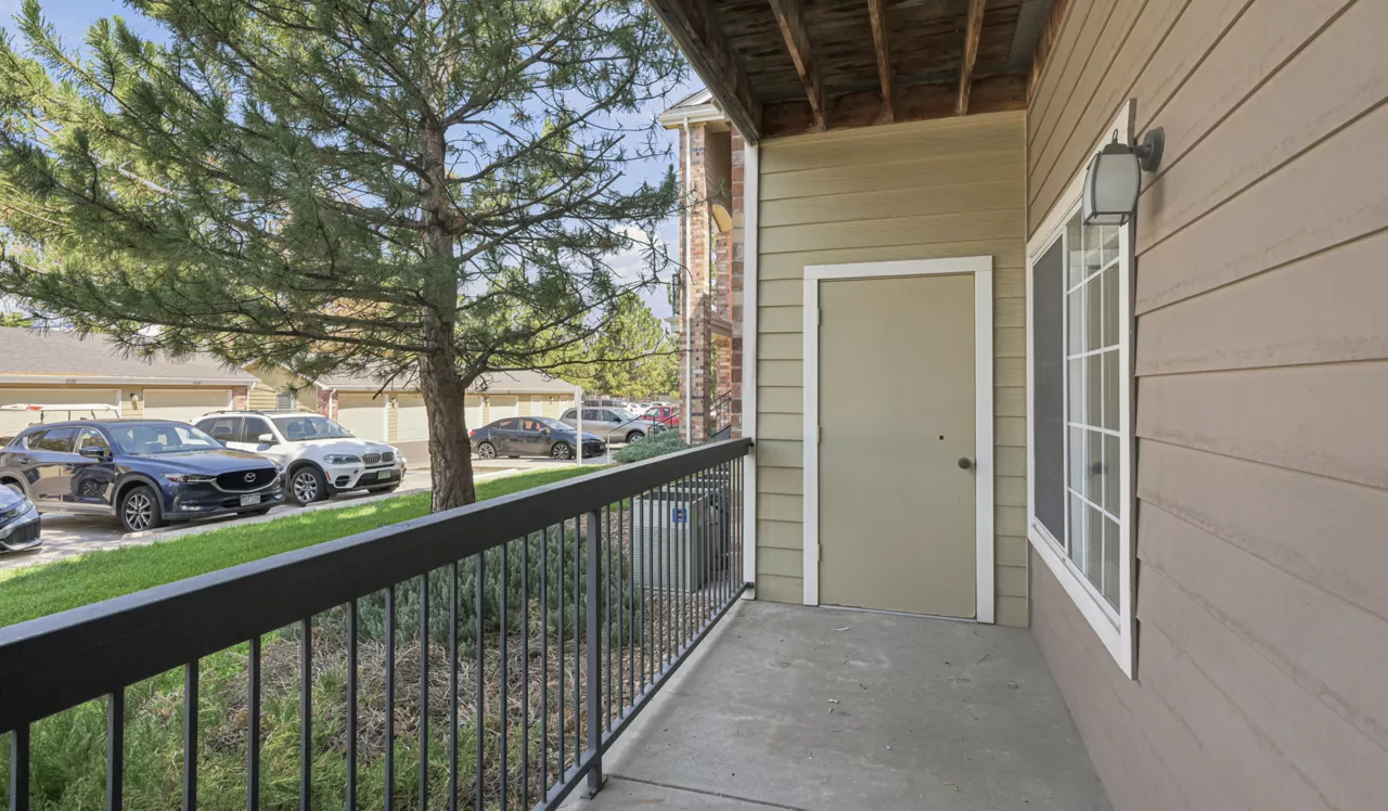 Oak Trail at Cherry Creek - Denver, CO - Patio
