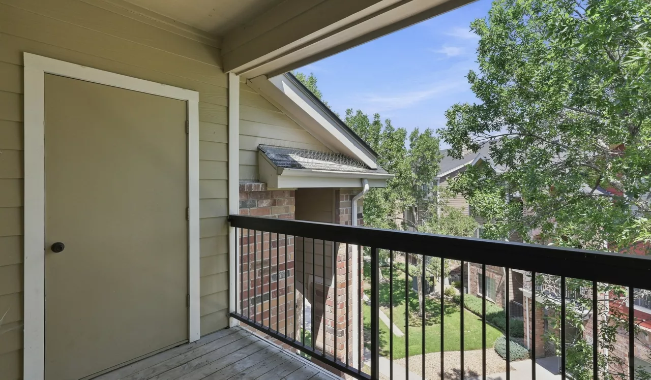 Oak Trail at Cherry Creek - Denver, CO - Balcony
