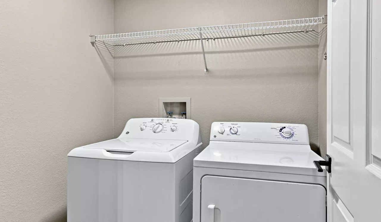 Oak Trail at Cherry Creek - Denver, CO - In-unit Washer and Dryer