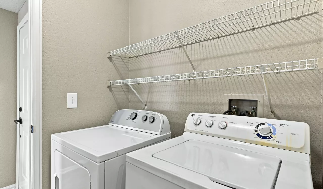 Oak Trail at Cherry Creek - Denver, CO - In-unit Washer and Dryer