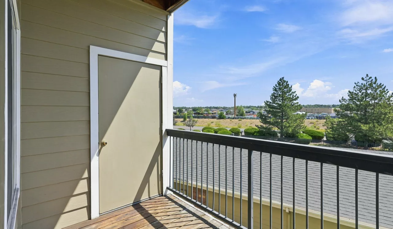 Oak Trail at Cherry Creek - Denver, CO - Balcony