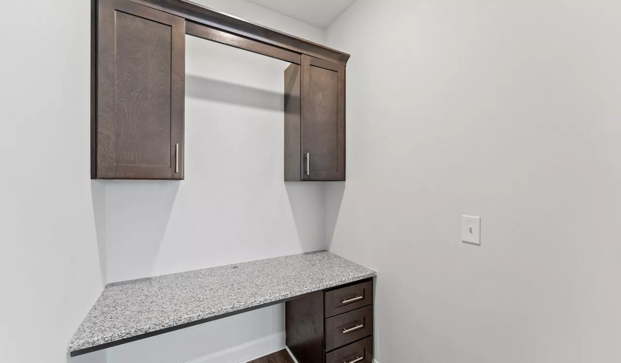 Sunnybrook Residences - Raleigh, NC - desk