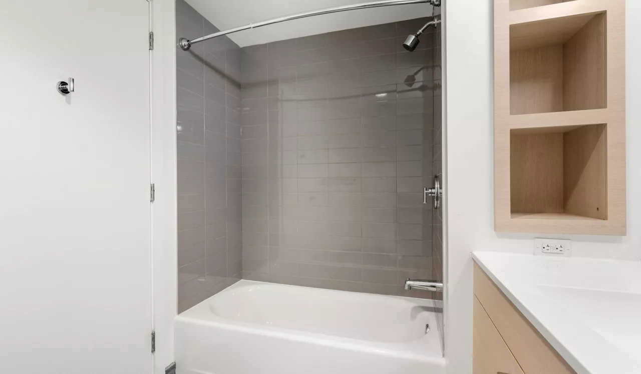One Greenway - Boston, MA - bathroom