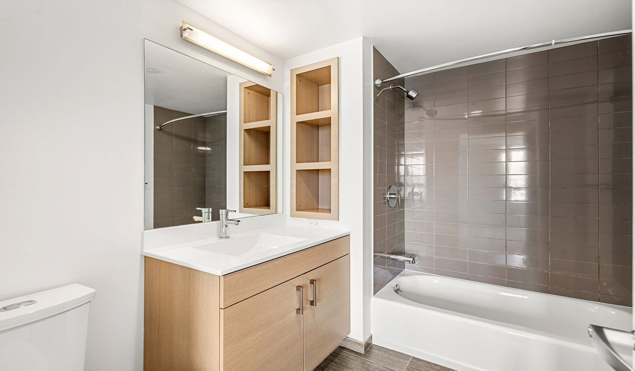 One Greenway – Boston, MA – Bathroom