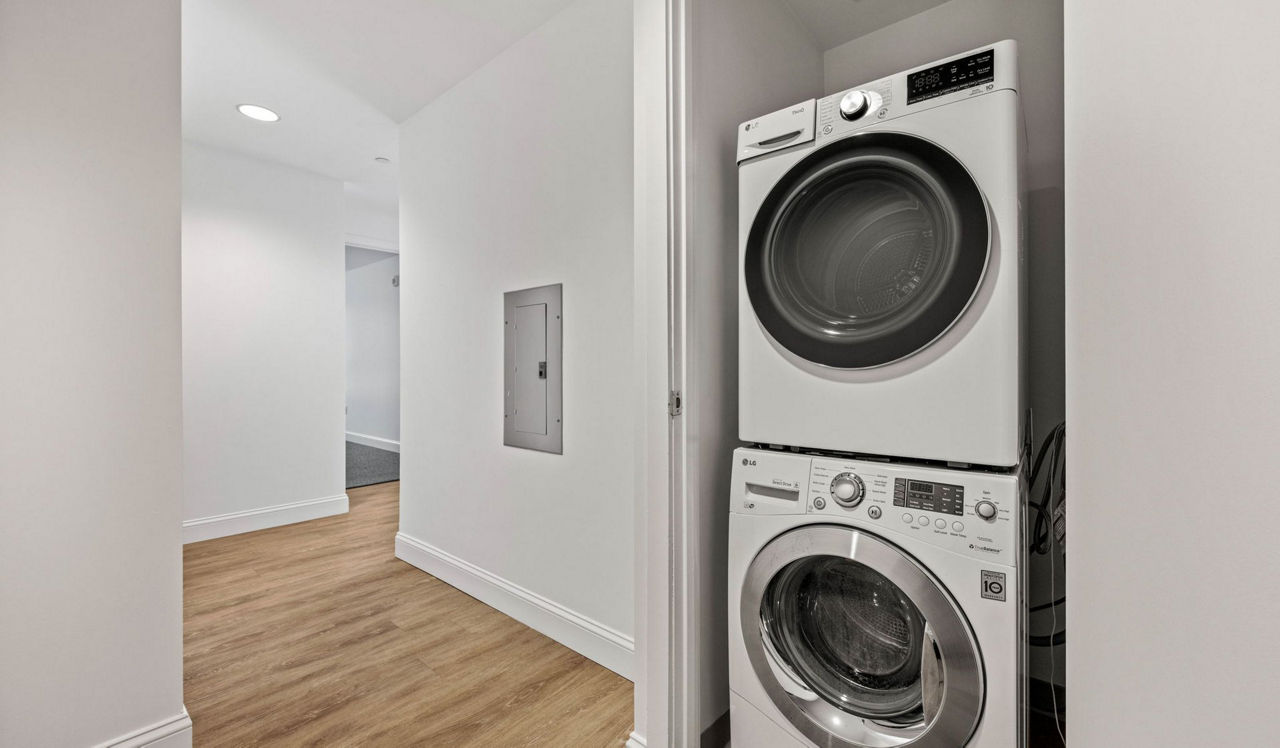 One Greenway - Boston, MA - Laundry