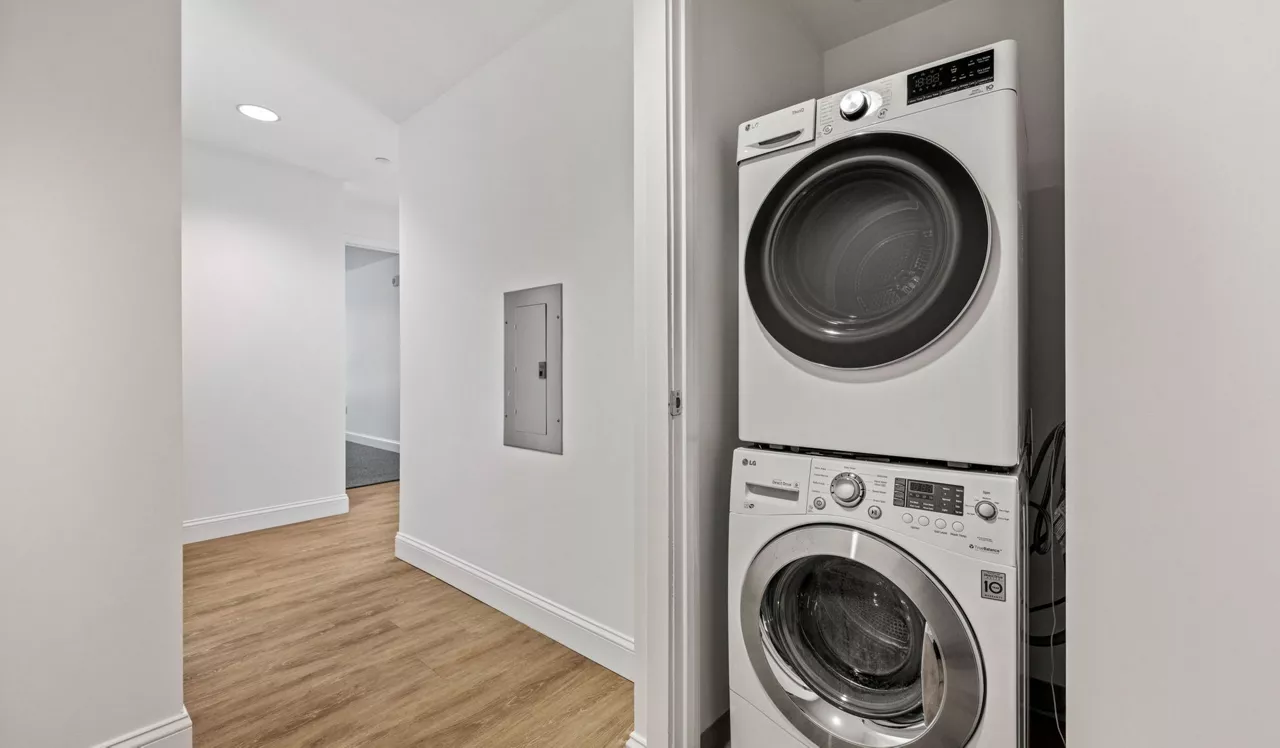 One Greenway - Boston, MA - Laundry