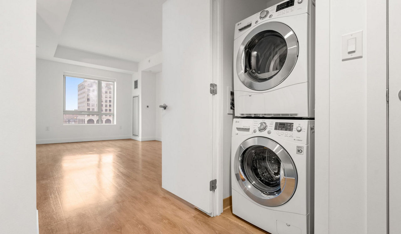 One Greenway - Boston, MA - laundry