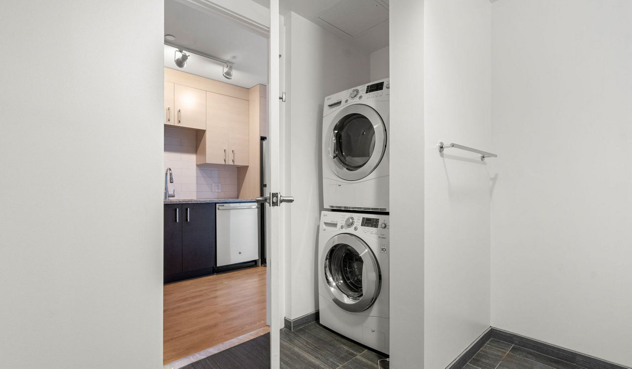 One Greenway - Boston, MA - laundry