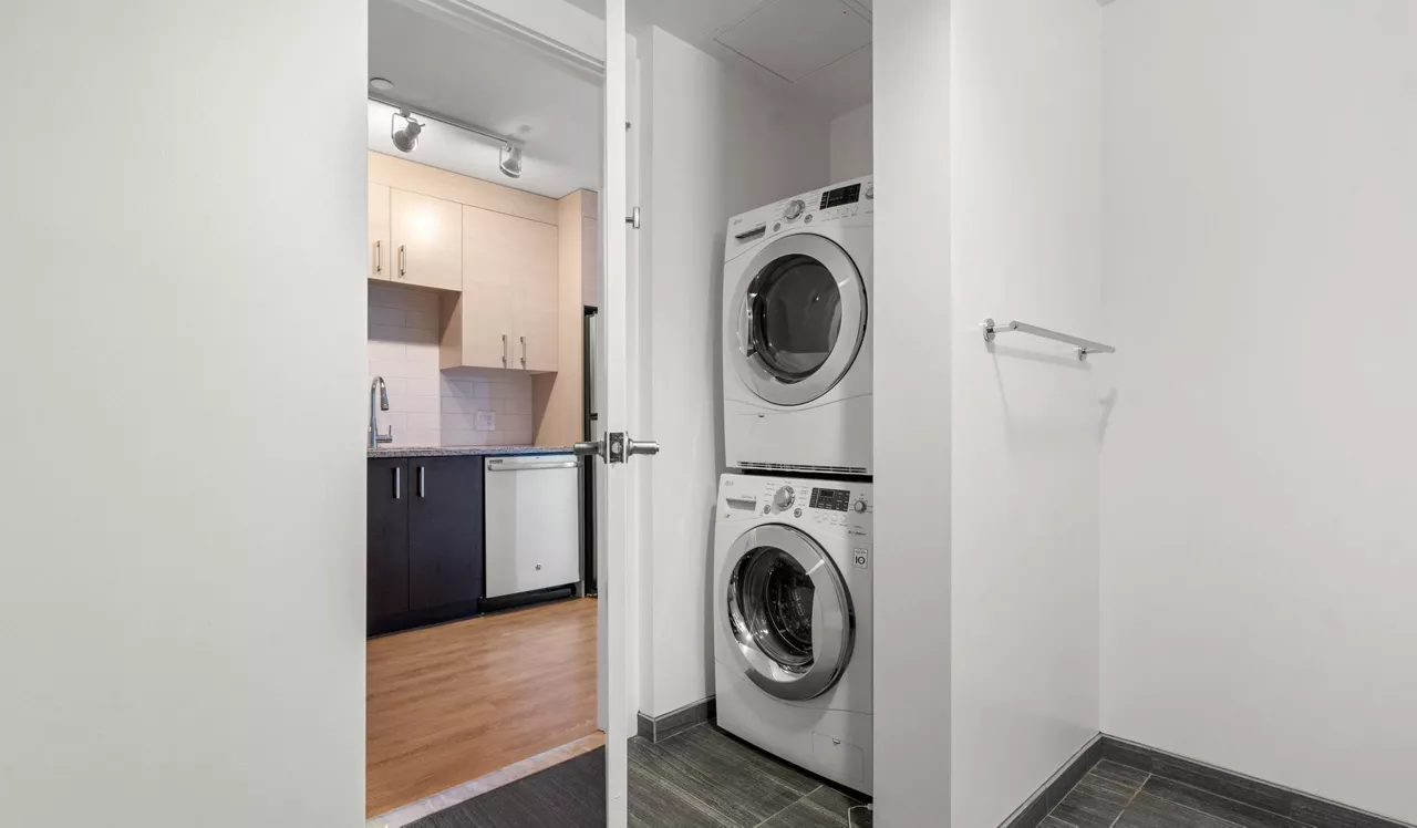 One Greenway - Boston, MA - laundry