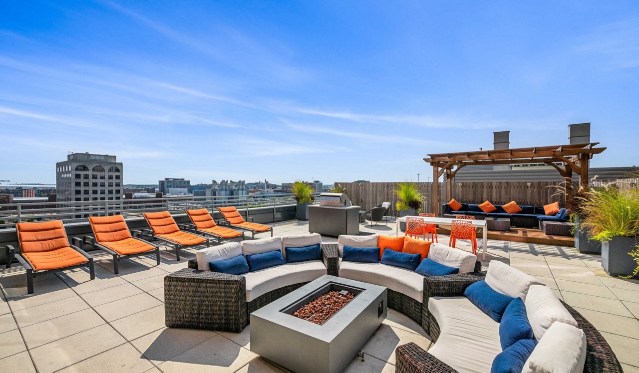 One Greenway - Boston, MA - Rooftop Terrace Firepit