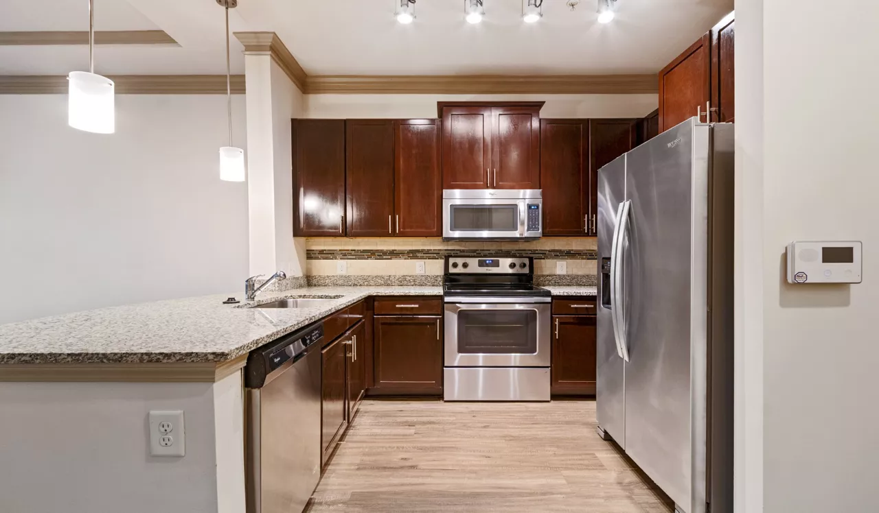 Overton Rise - Atlanta, GA - Kitchen