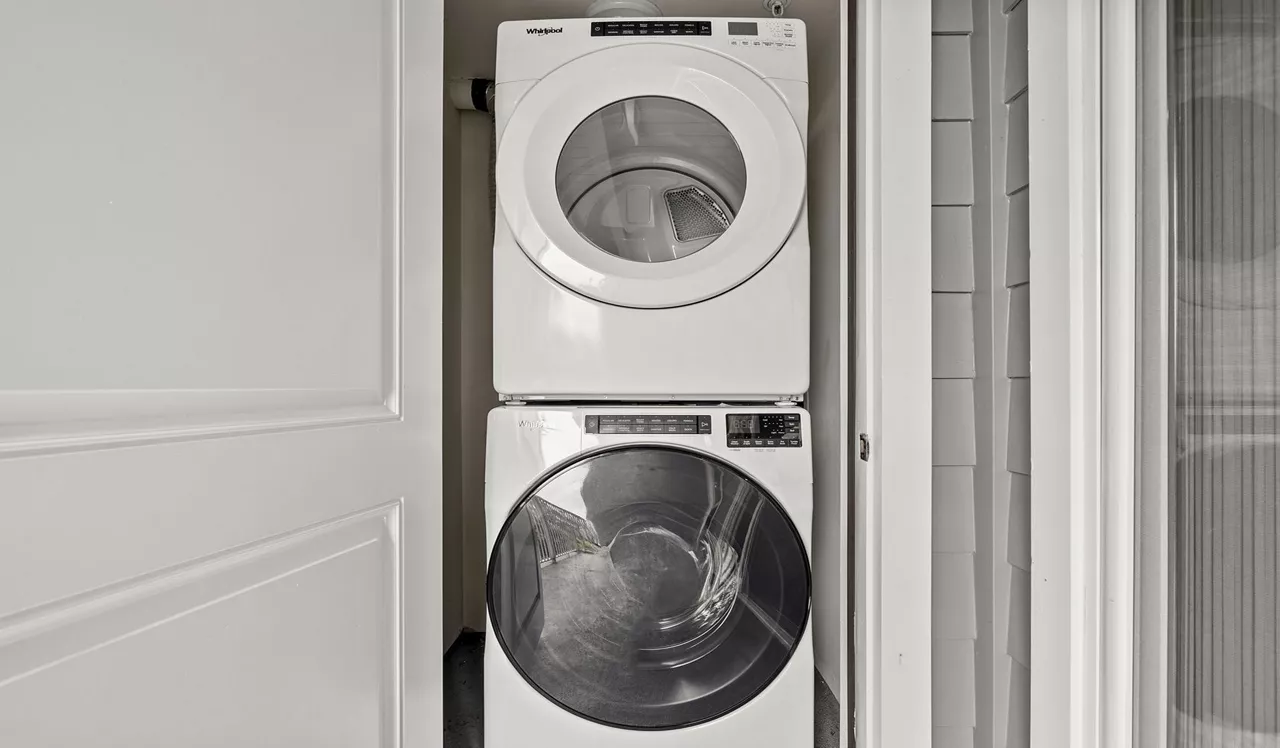 Pacific Bay Vistas Apartments - San Bruno, CA - Laundry