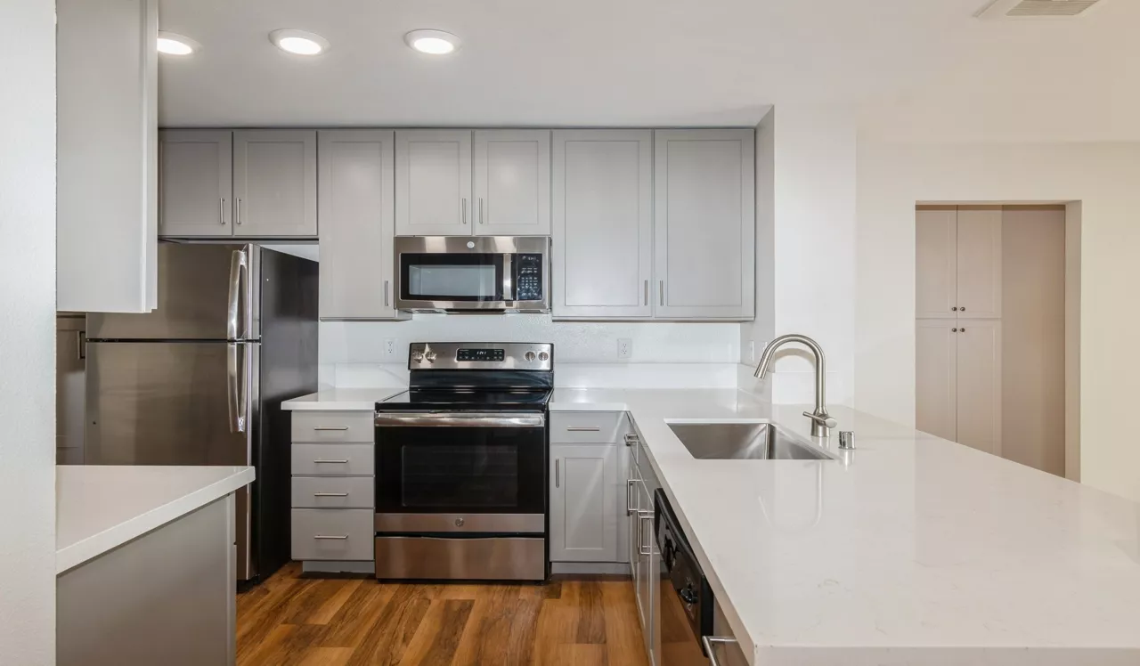 Pacific Bay Vistas - San Bruno, CA - kitchen