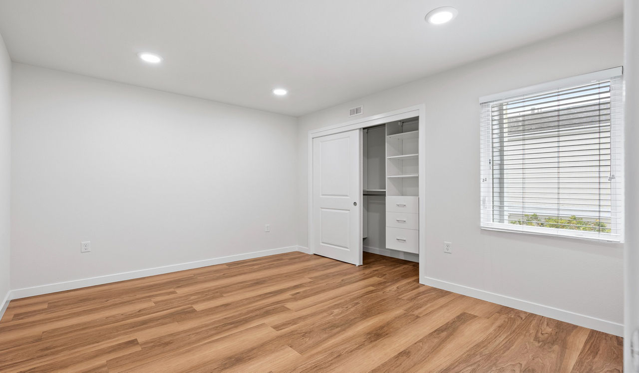 Pacific Bay Vistas Apartments - San Bruno, CA - Bedroom