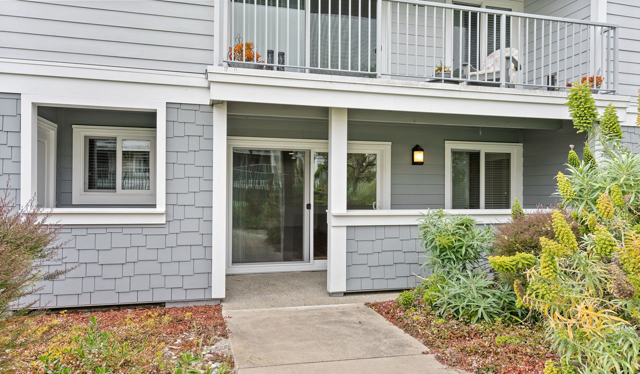 Pacific Bay Vistas Apartments - San Bruno, CA - Patio