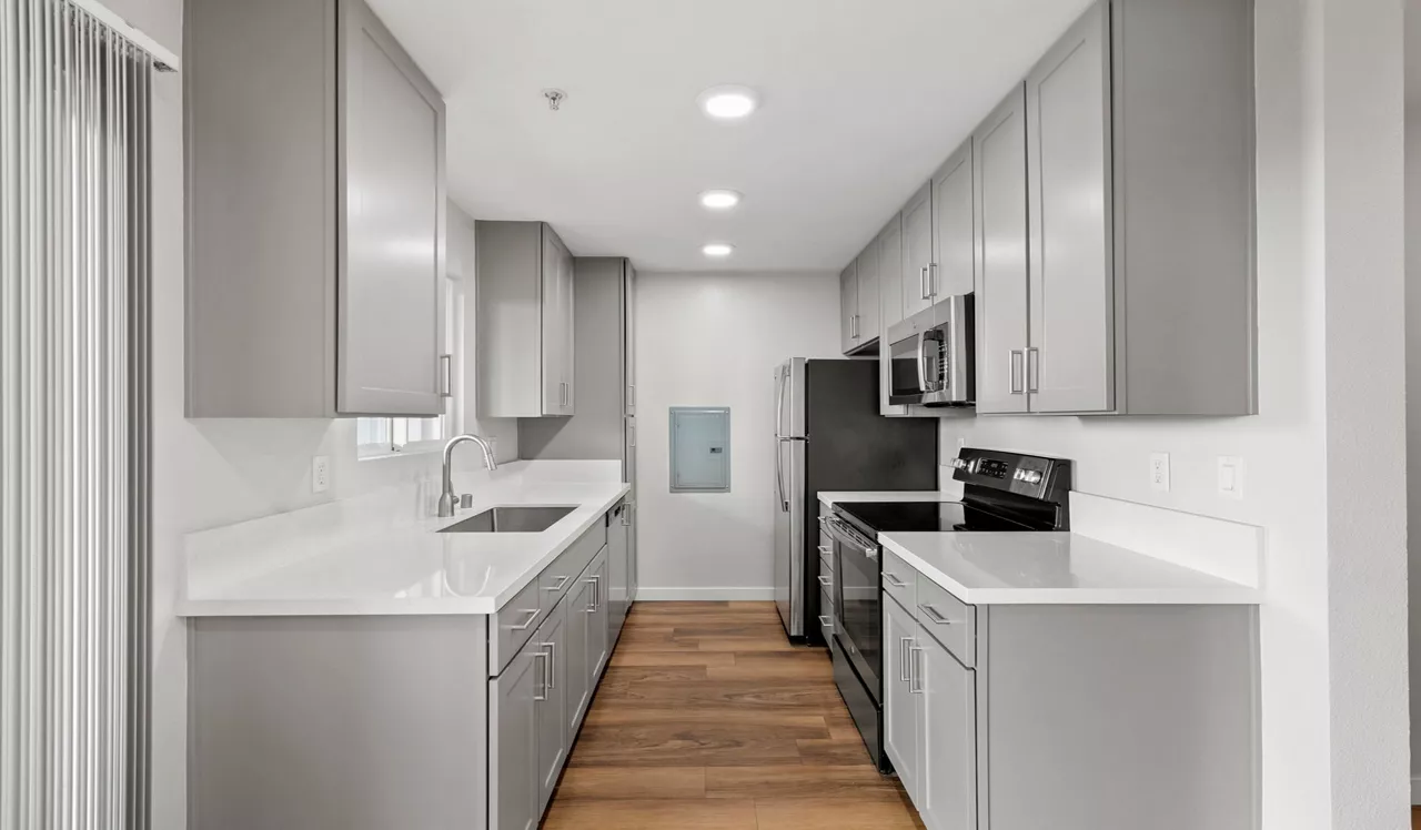 Pacific Bay Vistas - San Bruno, CA - Kitchen