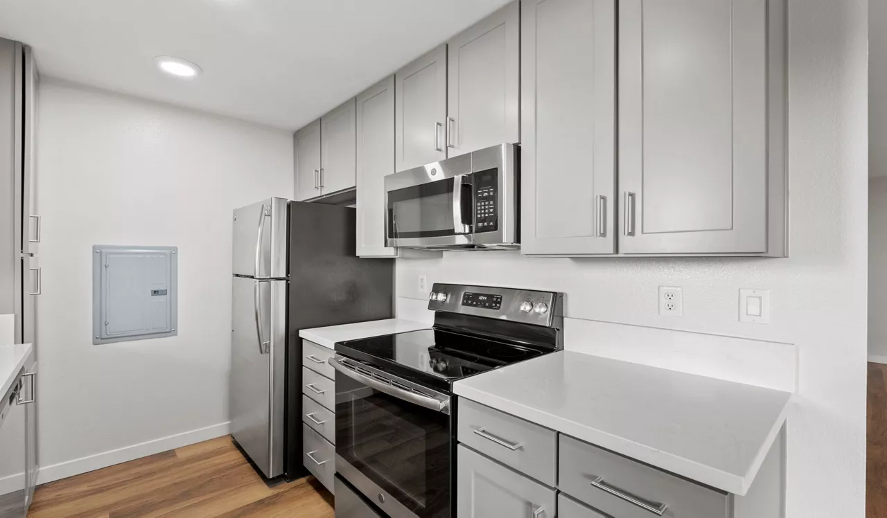 Pacific Bay Vistas - San Bruno, CA - Kitchen
