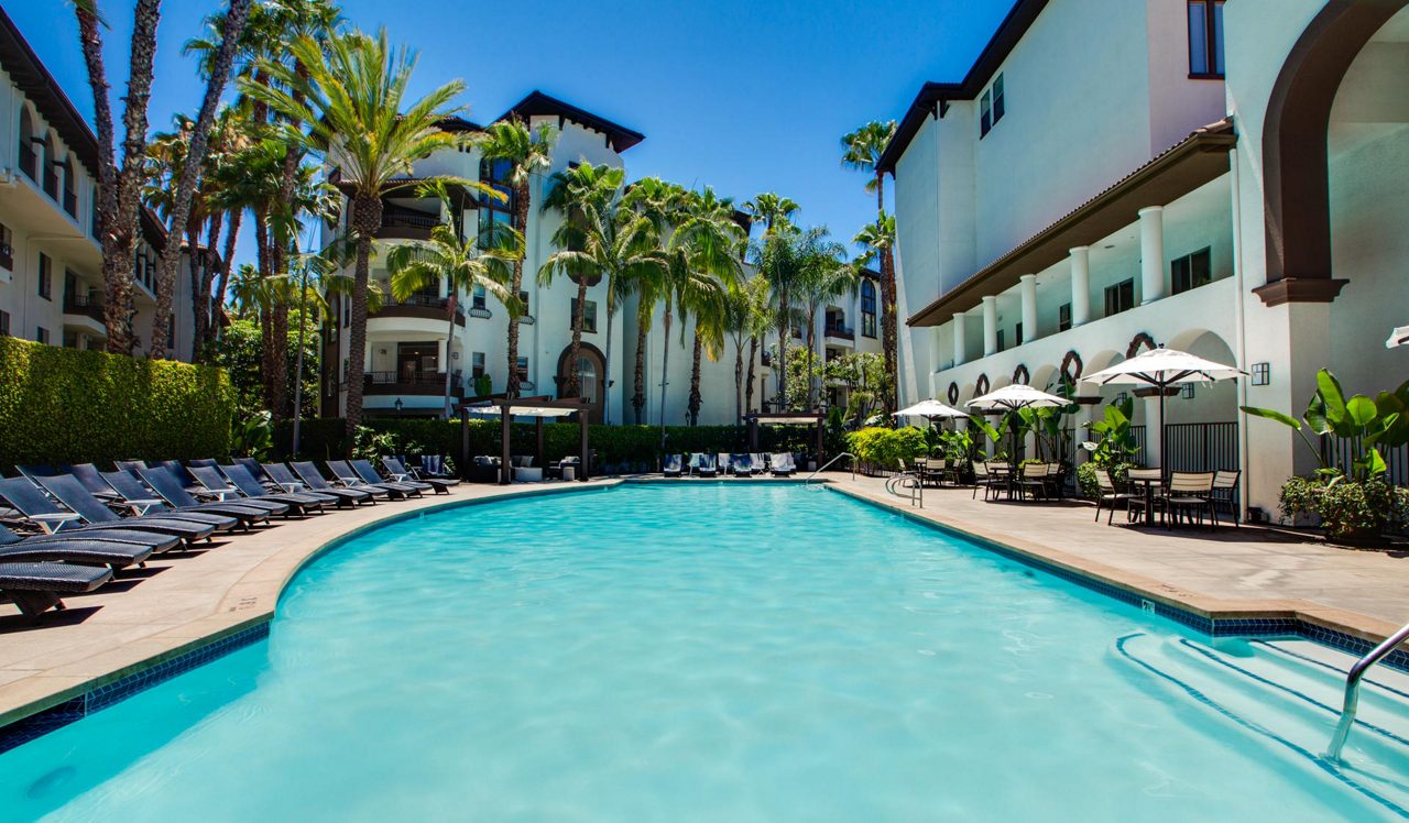 Palazzo East - Los Angeles, CA - pool