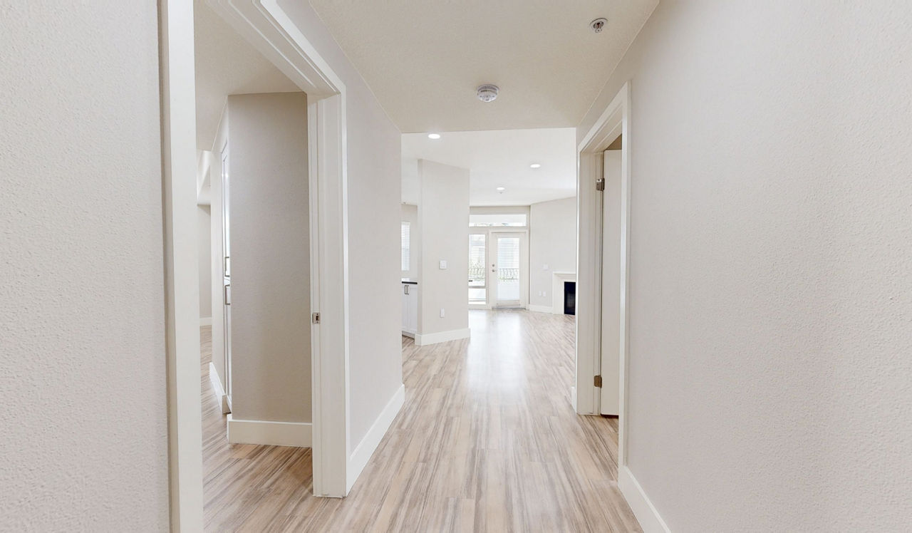 Palazzo West - Los Angeles, CA - Entry