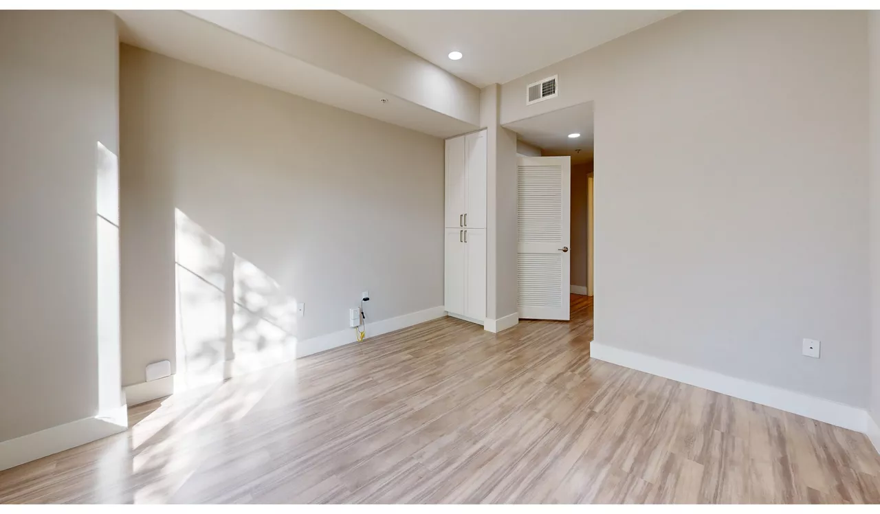 Palazzo West - Los Angeles, CA - Bedroom