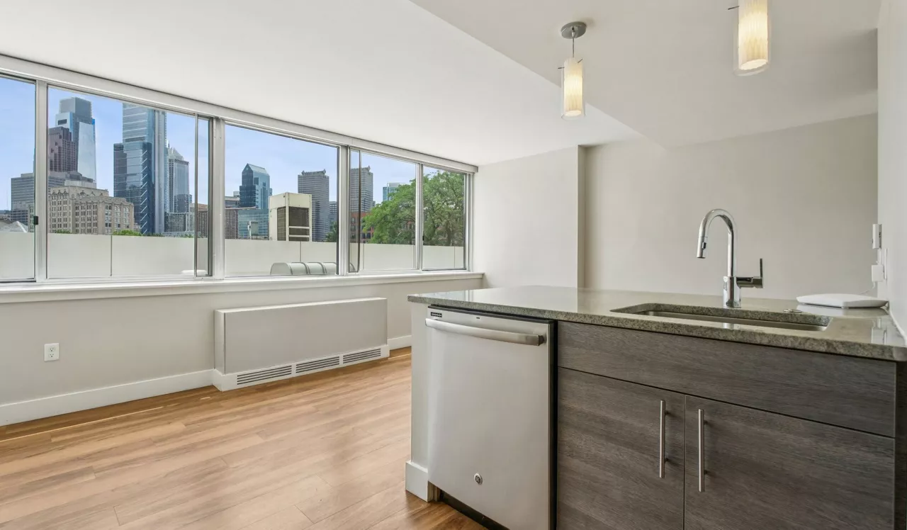 Park Towne Place - Philadelphia, PA - Living area