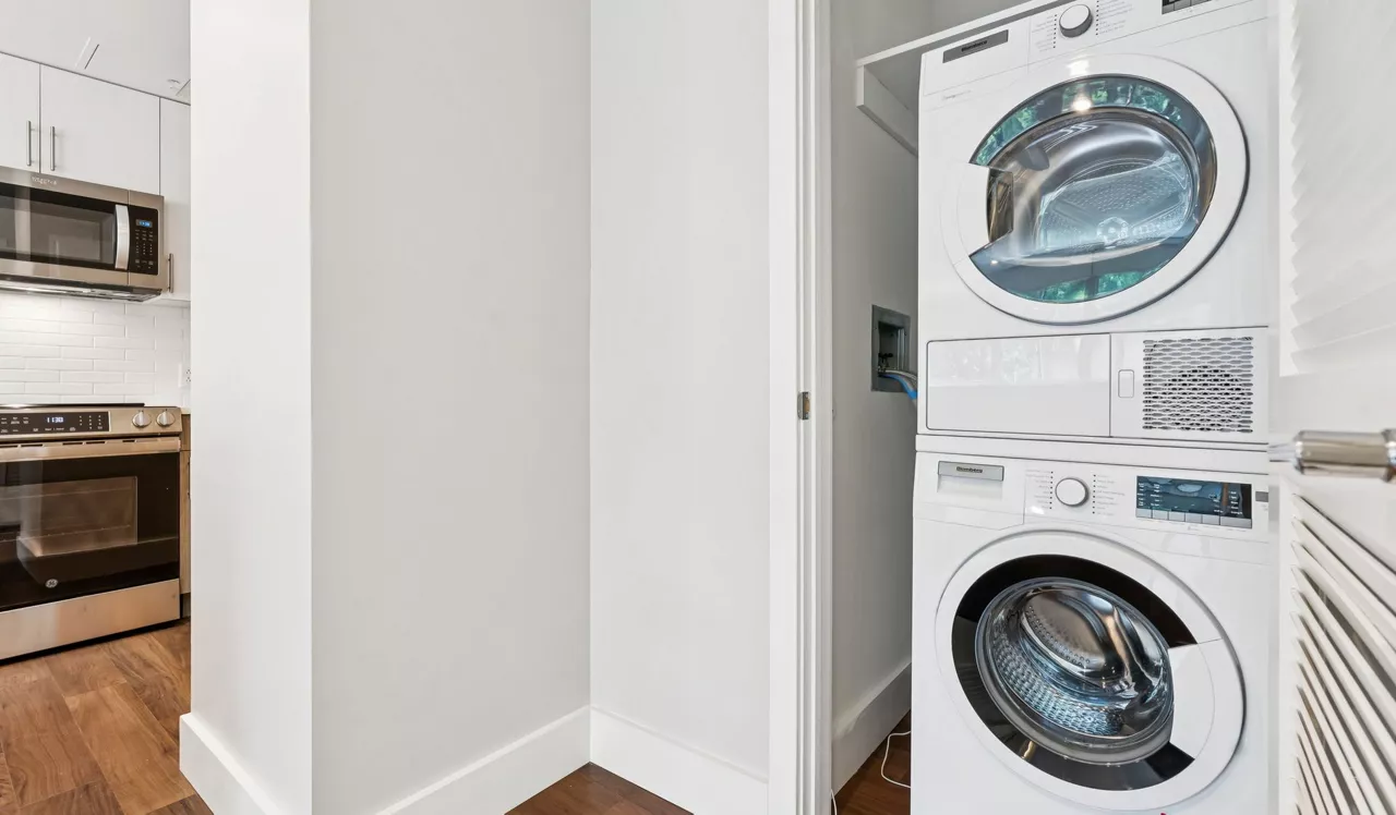 Park Towne Place - Philadelphia, PA - laundry