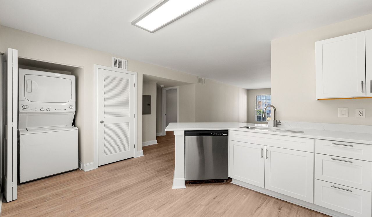 Peachtree Park - Atlanta, GA - Kitchen