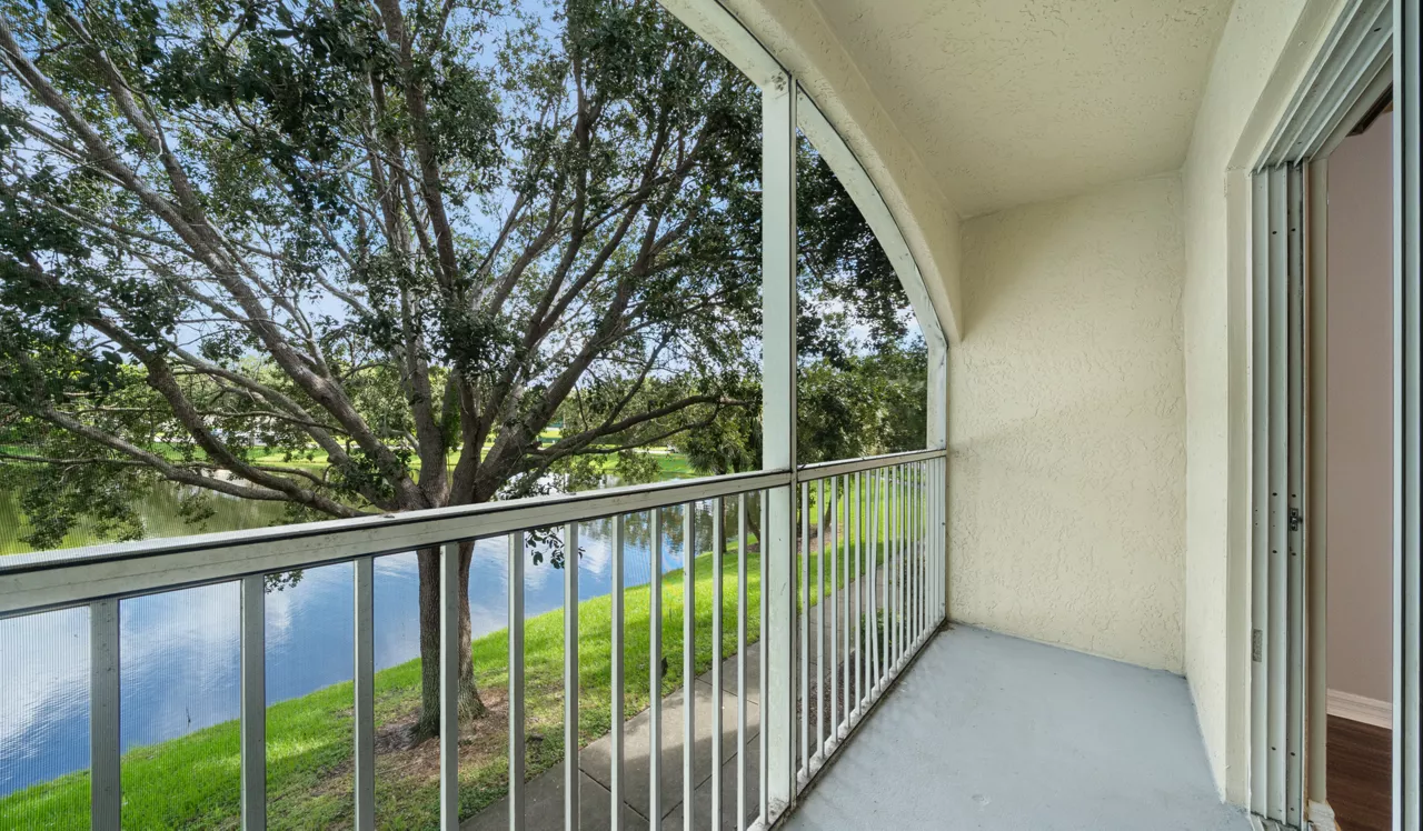Pine Lakes Preserve - St. Lucie, FL - Balcony